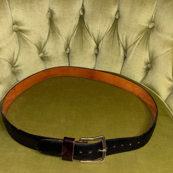 Lucchese Black Leather Belt with Gold Single Prong Buckle Retro Size 42 - Picture 8 of 8